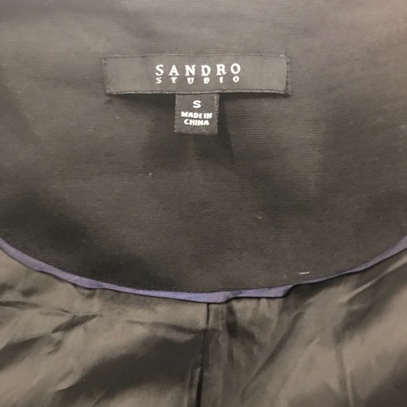 Cute front Blue and Black Blazer - Picture 4 of 4